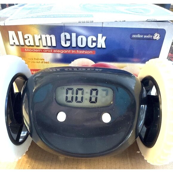 Alarm Clock on Wheels Black Runaway Lights Sounds Snooze - Picture 4 of 10